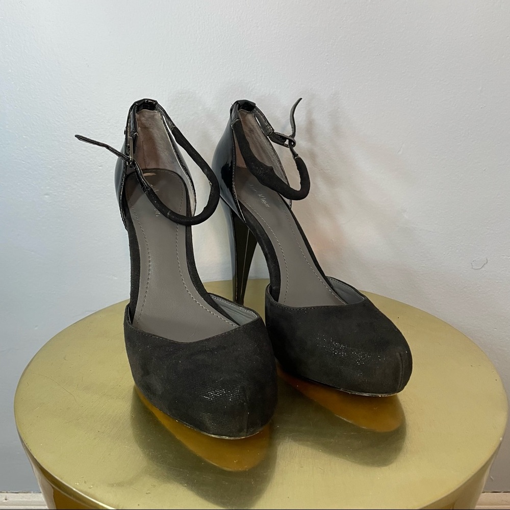 Calvin Klein black heels size 6